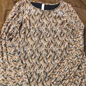 Sheer dress with fan arms